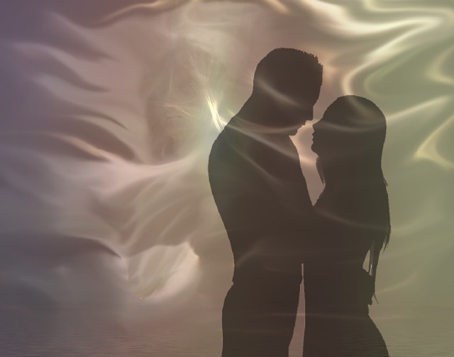 Hogyan lehetséges, hogy ennyi, de ennyi ember közül jószerével mindenki megtalálja a lelki társát, akivel megoszthatja életét?