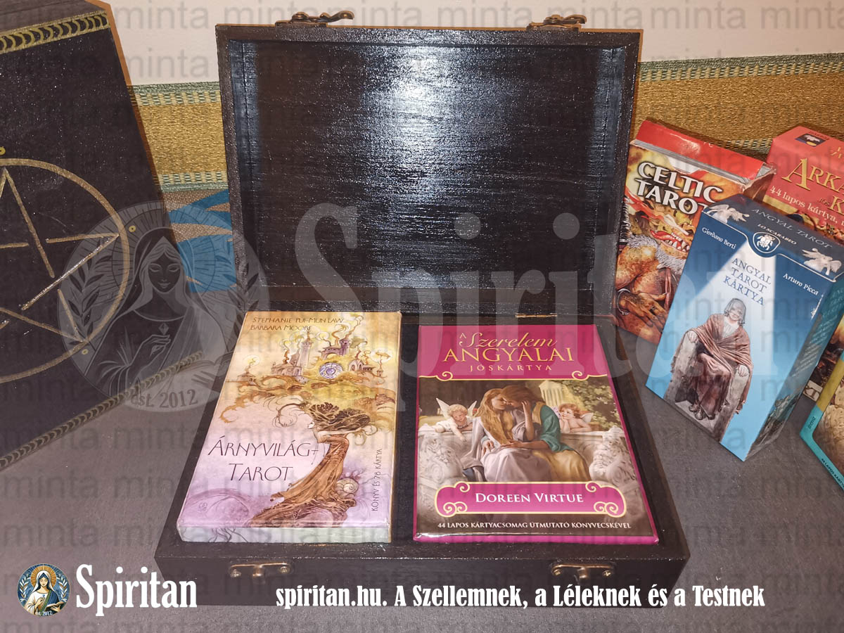 spiritan webshop Astraios spirituális ezoterikus műhelye Tarot- és jóskártya tartó doboz, fénypecsétekkel, nagyobb